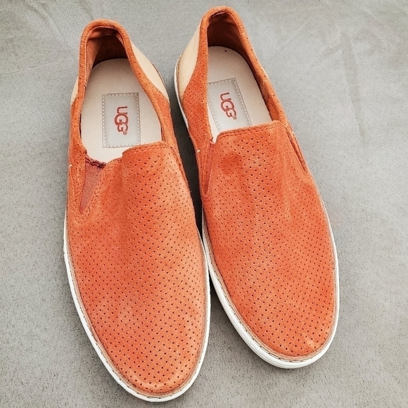 UGG Adley Perf FireOpal Suede/Leather Elastic Goring Women Sneaker - Picture 2 of 9